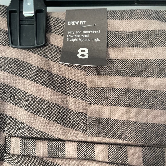 The Limited Drew Fit Shorts Size 8 NWT - Picture 6 of 7